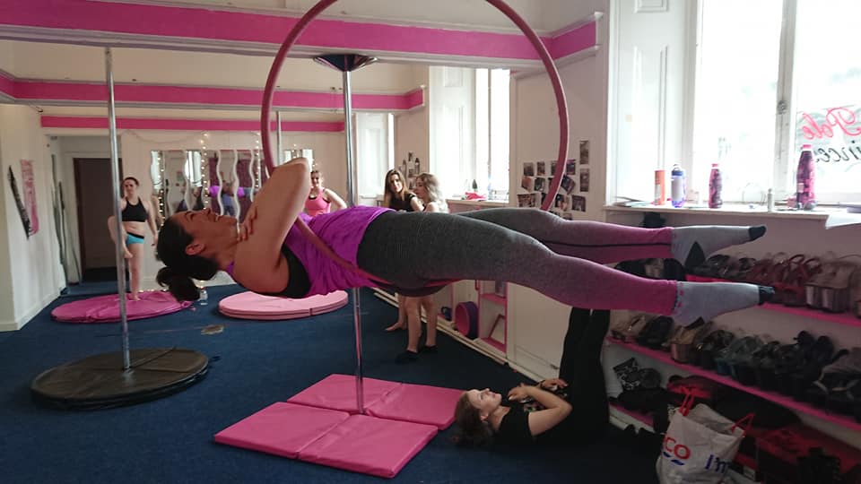 Ceza on an aerial hoop - coffin move